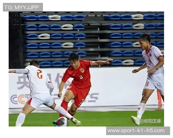 国少队迅猛发力3分钟连入两球轻松领先东帝汶谢晋精彩晃动破门展现实力